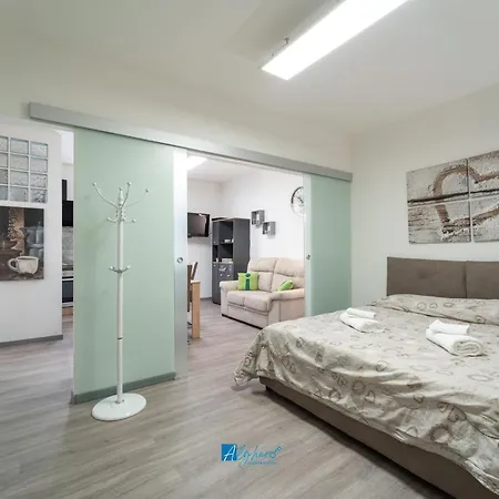 Center White Διαμέρισμα *